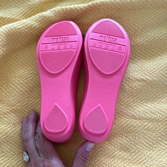 Melisa hot pink Mary Jane 1 nwot stars in gold on sides and gold toe bow - Picture 2 of 10